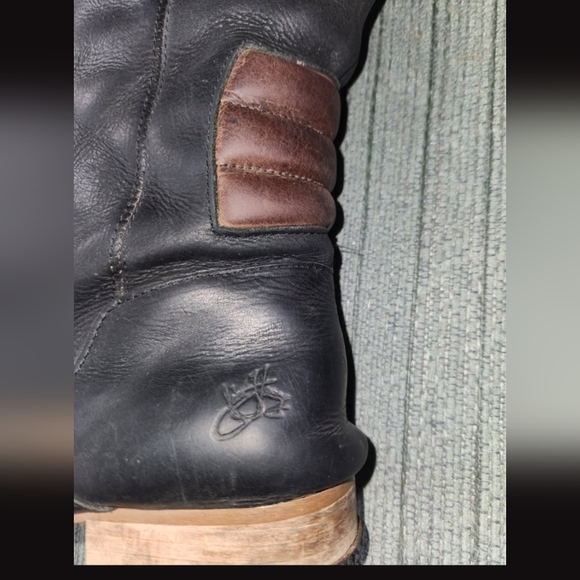 John Fluevog Kipo Radio Boots - Picture 6 of 12